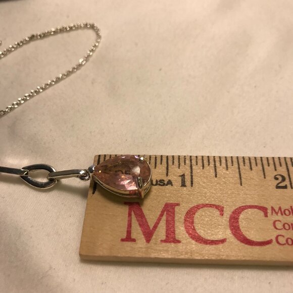 Avon Silvertone Y Necklace With Light Rose CZ Teardrop - Picture 9 of 12